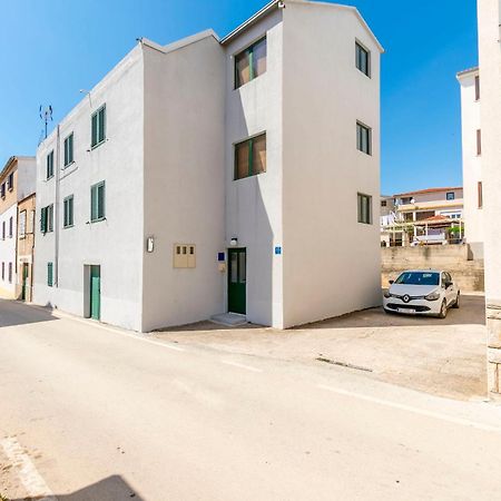 Apartment Jelena Primošten Kültér fotó